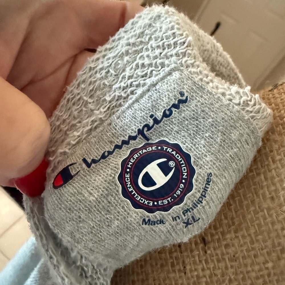 Champion Gray Martha's Vineyard Women's lightweight sweatshirt - Picture 7 of 7